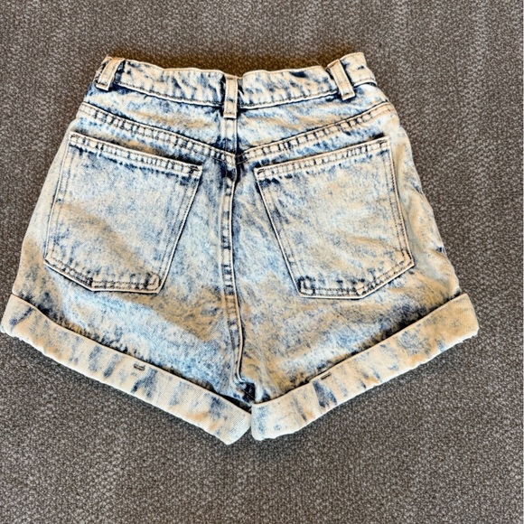 American Apparel Acid Wash Vintage Jean Shorts - Picture 3 of 10